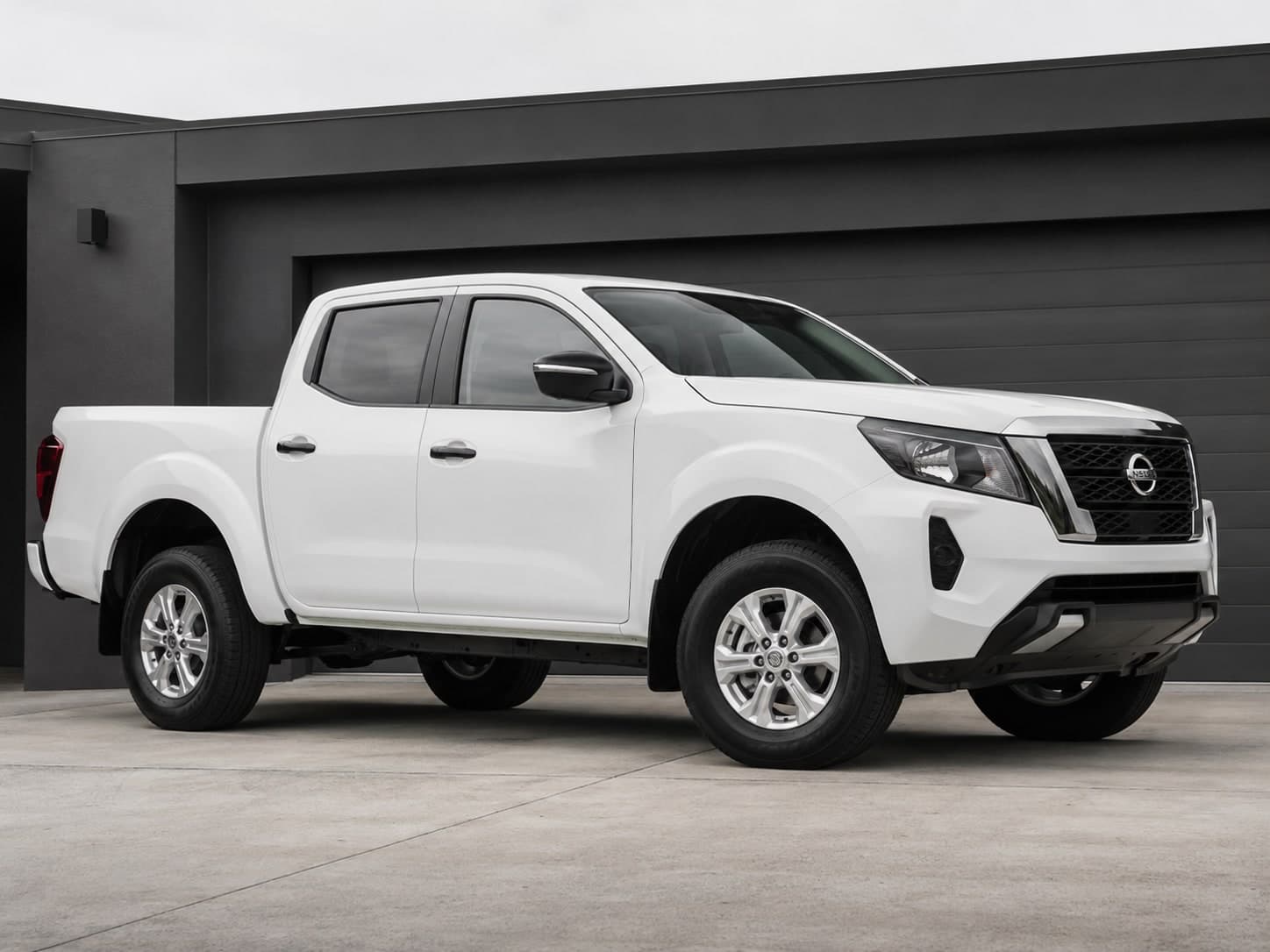 Nissan Navara D23 shown as a vehicle identity illustration from the Nordak library.