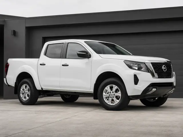 Nissan 2022 Navara D23, library starting image