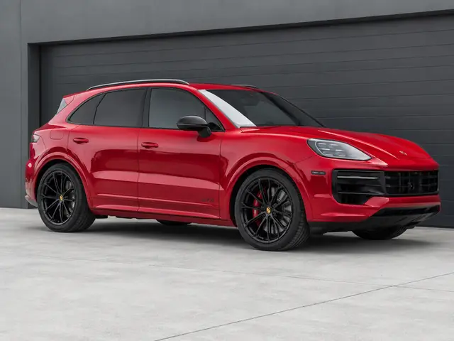 Porsche 2025 Cayenne GTS, library starting image